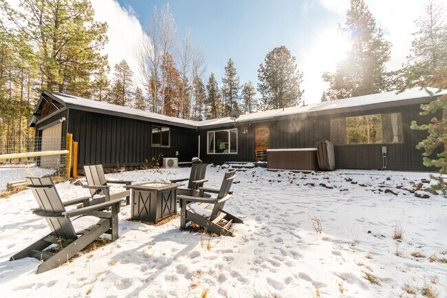 Building Photo - 17376 Lively Ln