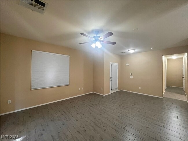 Foto del edificio - 673 Peachy Canyon Cir