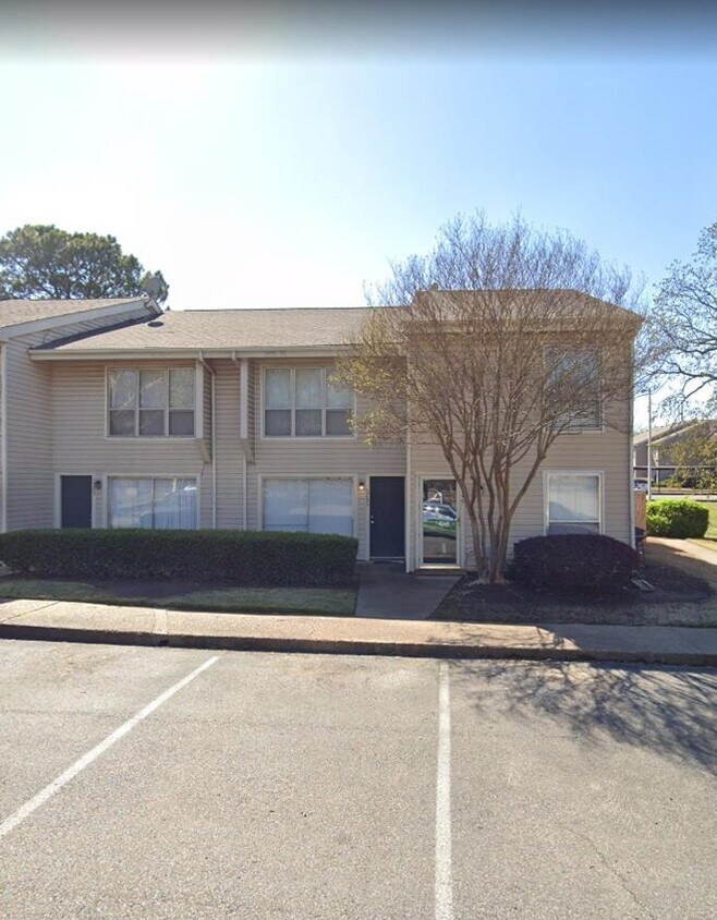 Foto principal - 6753 Meadow Oak Pl