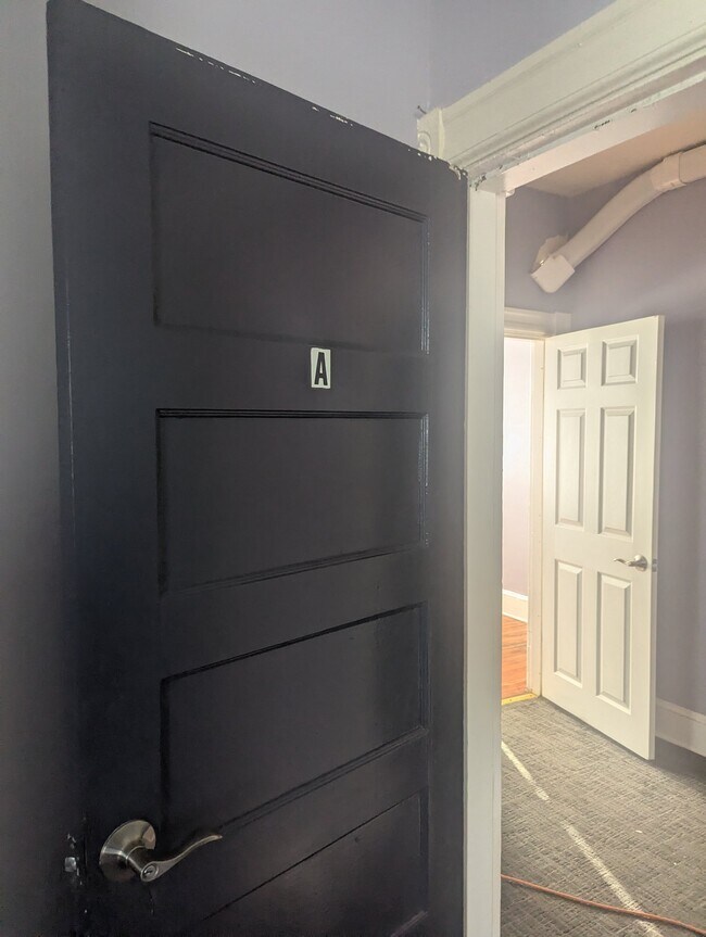 Foto del edificio - 420 Rosecroft Terrace