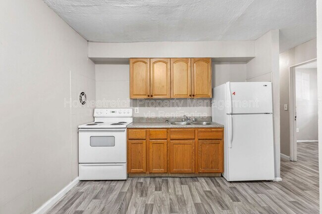 Foto del edificio - 10224 Lord Dr