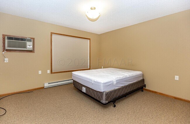 Foto del edificio - 106 1st St