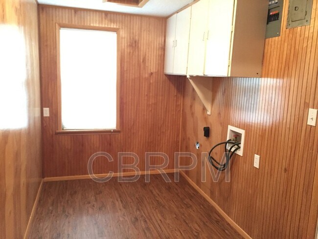 Foto del edificio - 2706 31st St