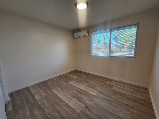 Foto del edificio - Alamo Apartments 6341