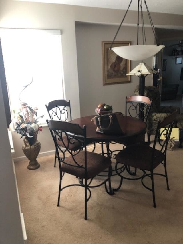 Building Photo - 270 S Linden Ct