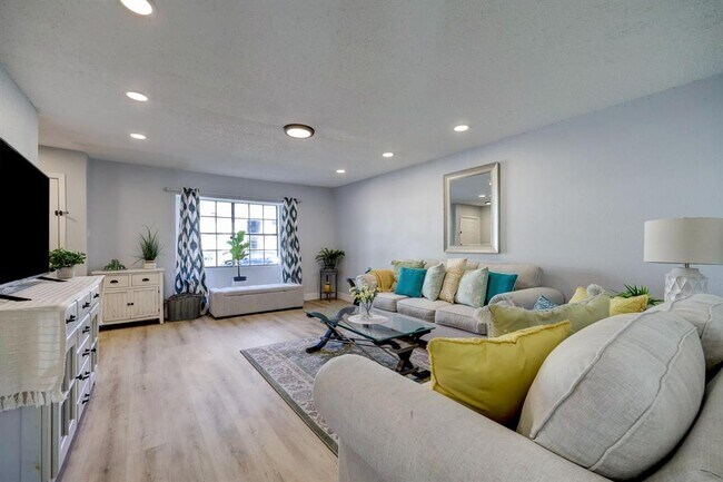 Foto del edificio - 8102 Amelia Rd