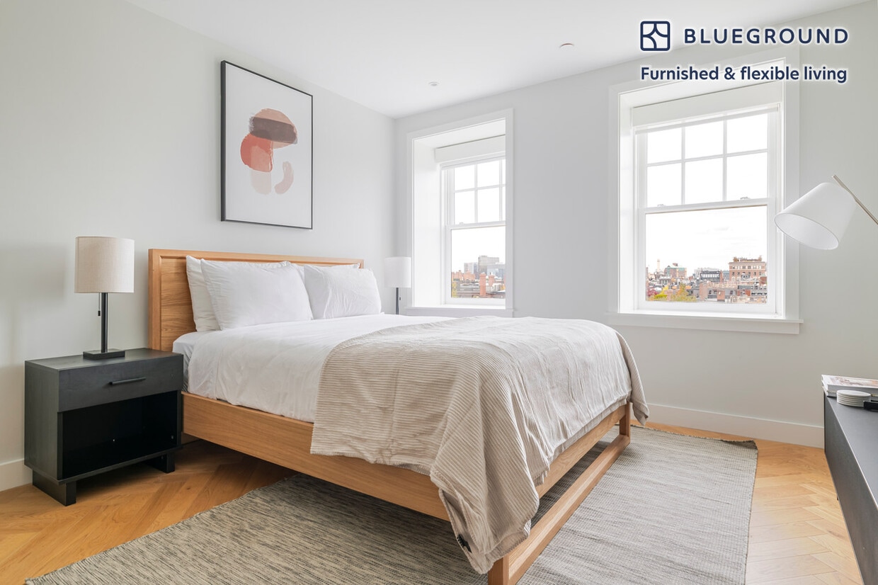 Primary Photo - 12 Commonwealth Ave