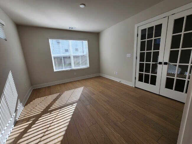 Building Photo - 4 Bedroom Home in The Nations with Private Baths & 2-Car Garage