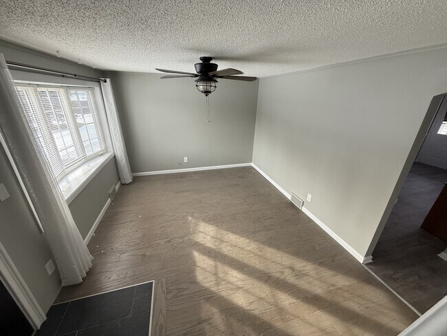 Foto del edificio - 123 Merigold Dr