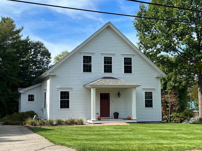 Foto del edificio - 5 Lower Ladd Hill Rd