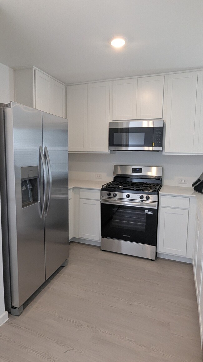 Foto del edificio - 3144 Burmese St