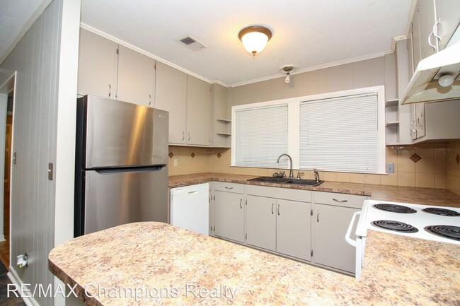 Foto del edificio - 3 br, 1.5 bath House - 4522 Northwood Ave