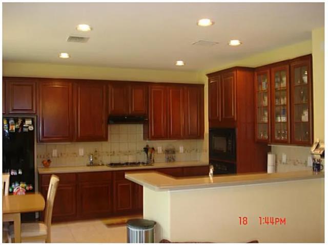 Building Photo - 5885 Hidden Creek Ln