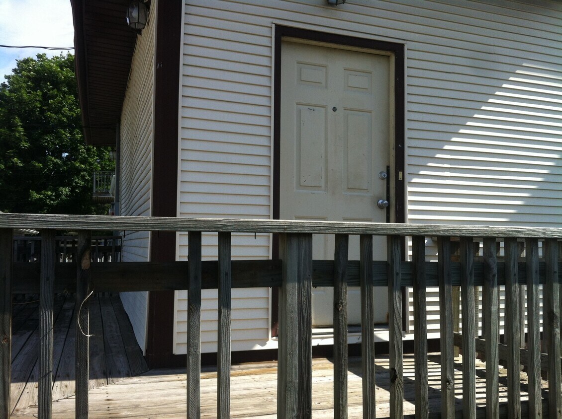 Foto principal - 620-622 South 10th Street