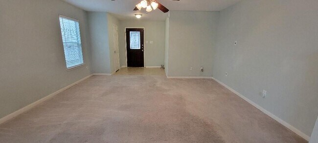 Foto del edificio - 214 Remington Ridge Dr