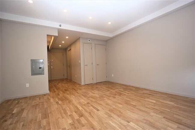 Foto del edificio - 661 Lincoln Pl