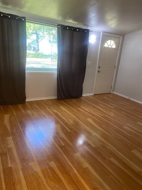 Building Photo - 1809 Baird St