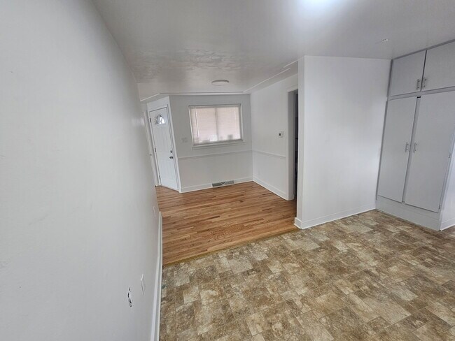 Foto del edificio - 10630 W 47th Pl