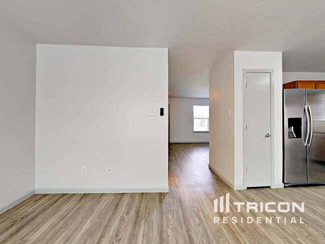 Building Photo - 20705 Patriot Park Ln