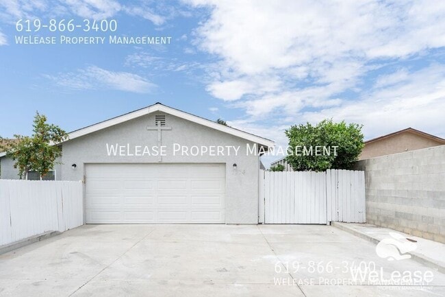 Building Photo - 1374 Peach Ave