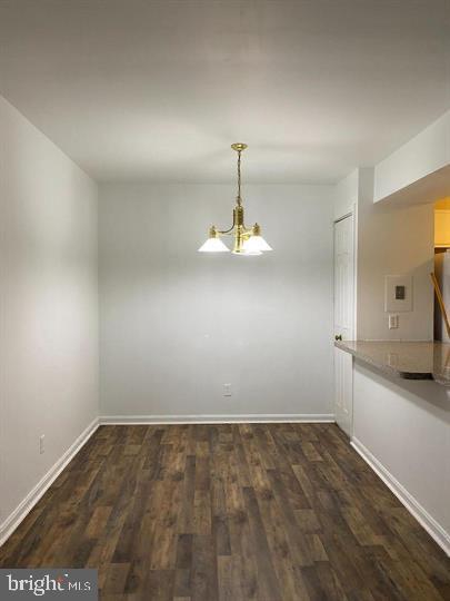 Foto principal - 420 E Cornell Dr