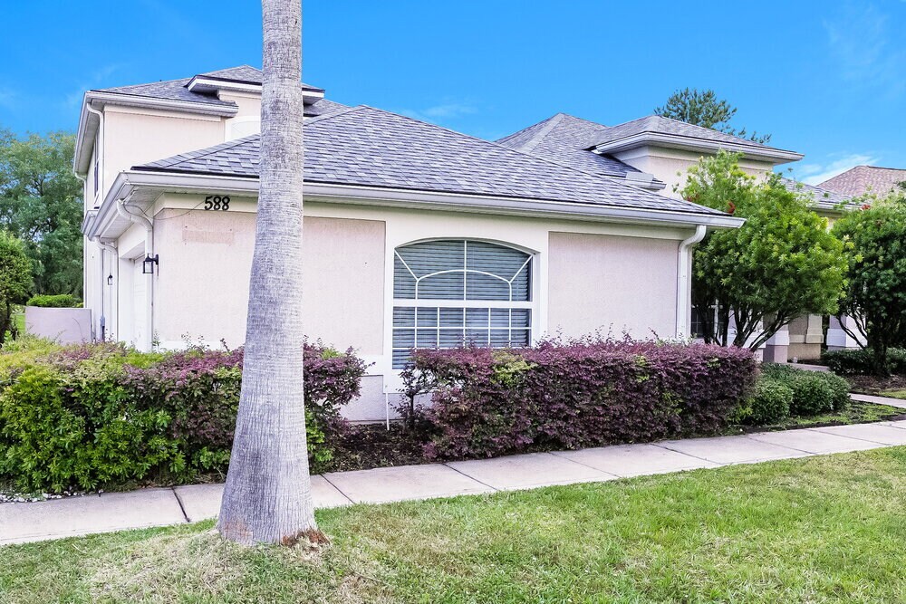 Primary Photo - 588 Hunters Grove Ct