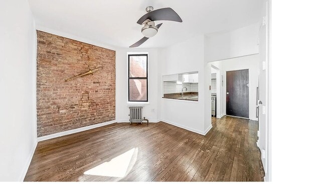 Foto del edificio - 185 E 2nd St