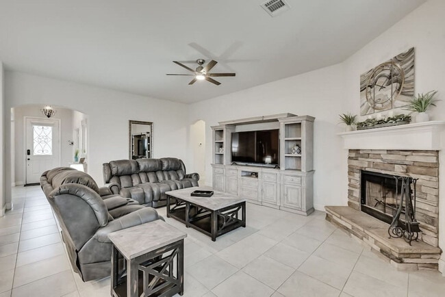 Foto del edificio - 12309 Cedar Knoll Dr