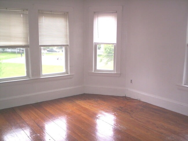 Building Photo - 86 Hamden Cir