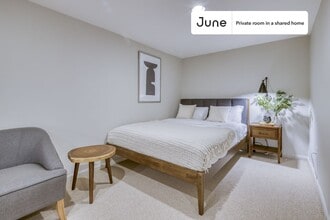 Building Photo - Room in Shared 5 bed/2.5 bath home in H Street