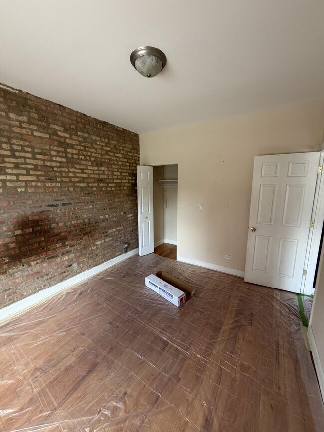 Foto del edificio - 4605 N Kimball Ave