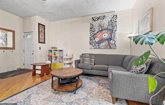 Sala de estar - 3714 Stevens Ave