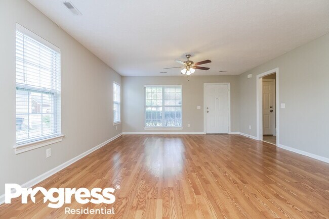 Foto del edificio - 3426 Cross Meadow Dr