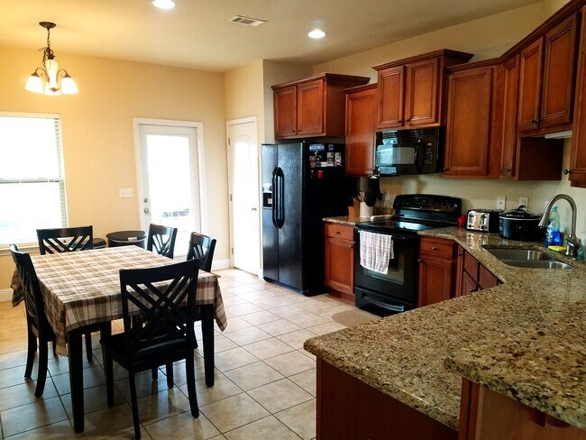 Foto del edificio - 9708 Brookstone Way