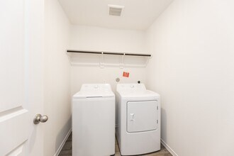 Building Photo - 3826 Matias River Ct