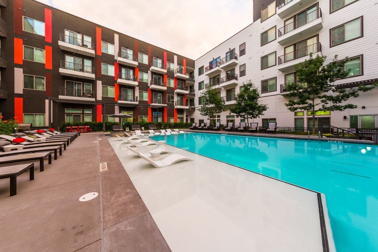 Marq On Apartments Austin, TX