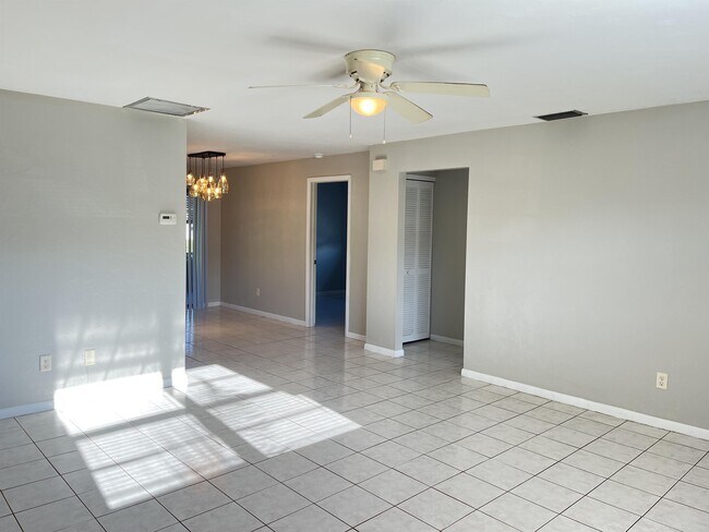 Foto del edificio - 940 SE 24th Ave
