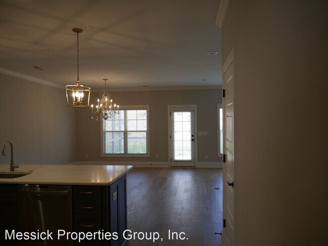 Building Photo - 3 br, 3 bath House - 5235 Shoal Creek Lane