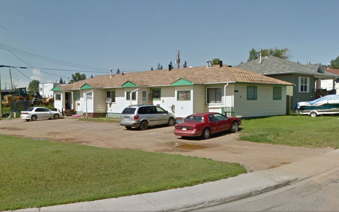 Photo principale - 9629-9615 15 St