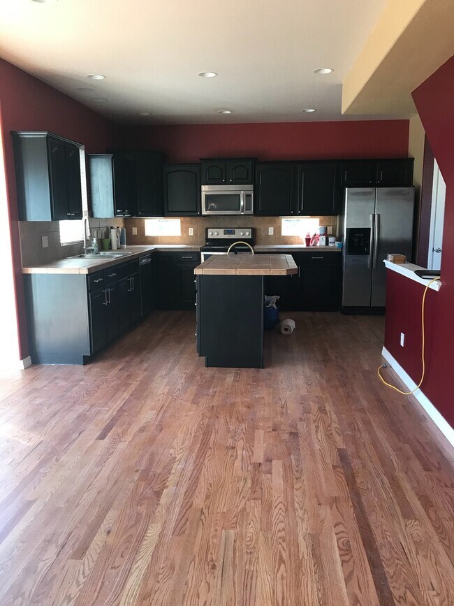 Foto del edificio - Beautiful 4 bedroom home!