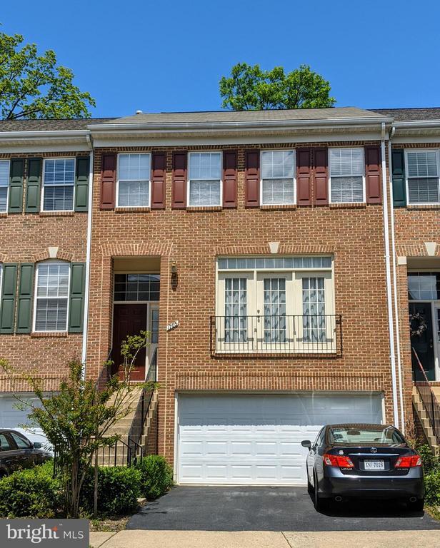 Primary Photo - 1705 Stuart Pointe Ln