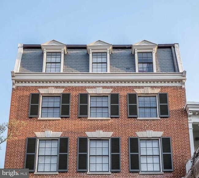 Building Photo - 3246 N St NW