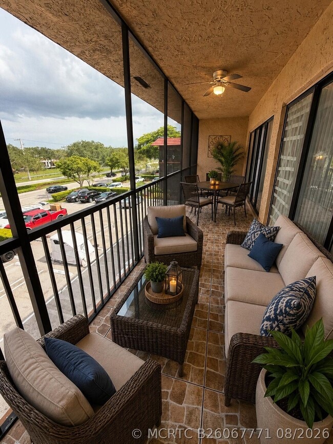 Building Photo - 2500 Coral Springs Dr