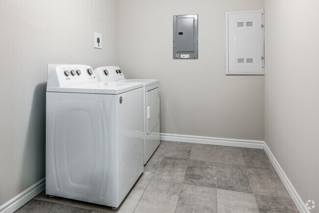 2BR, 2BA - 1,119SF - Laundry - 220 Ira Needles Blvd