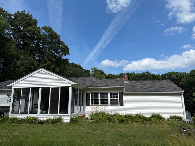 Building Photo - 5 Appaloosa Ave