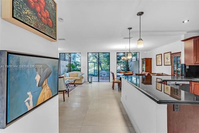 Foto del edificio - 3430 Torremolinos Ave