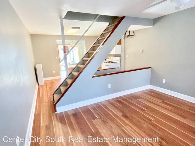 Building Photo - 2 br, 1 bath House - 246 McClellan St