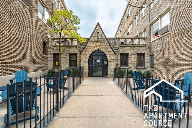 Foto del edificio - 5644 N Clark St