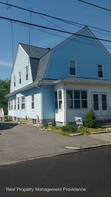 Building Photo - 112 Oakdale Ave