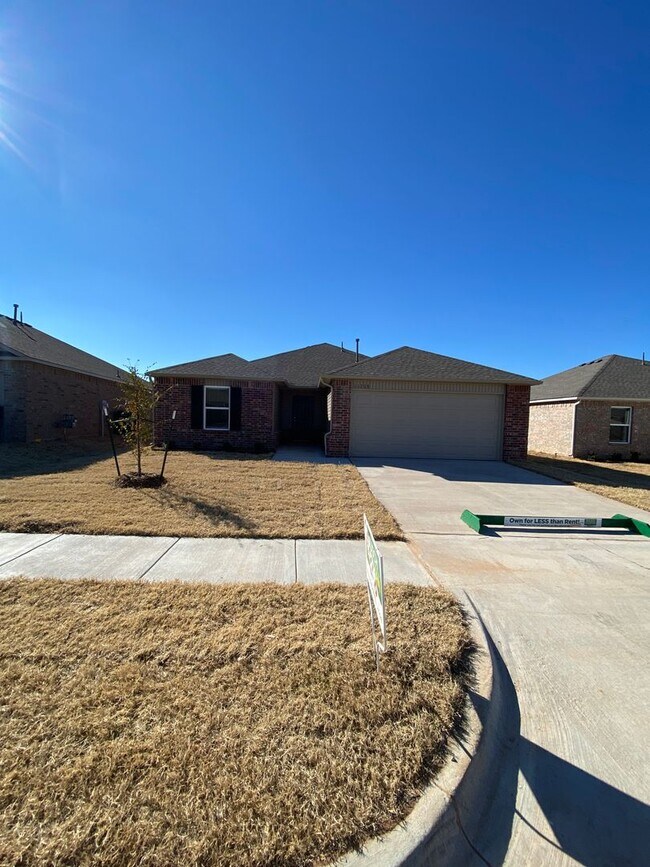 Foto del edificio - Three Bedroom | Two Bathroom Home in Yukon